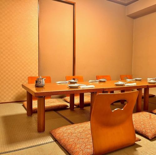 <p>We have a private room that can accommodate up to 8 people and comes with a ``private restroom,&#39;&#39; which you won&#39;t find anywhere else.You can spend a pleasant time in a calm space decorated with soft colors.</p>