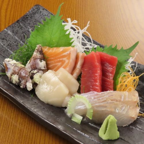 Today's sashimi platter (5 pieces) (half size)