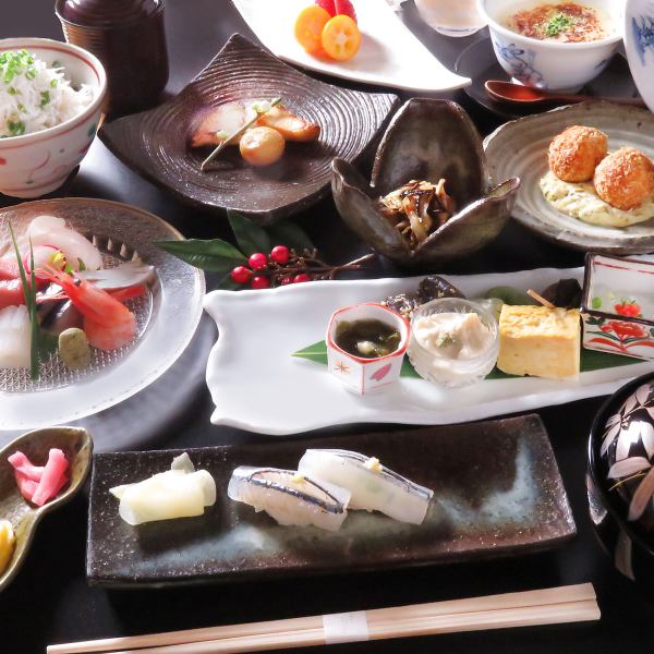 <Monthly Course> Enjoy the four seasons with this Japanese course, 10 dishes in total, 7,700 yen (excluding tax)