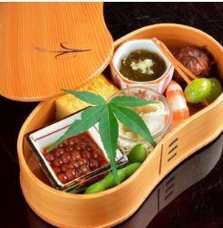 [Hassun] Cod milt with ponzu sauce, mozuku seaweed, fresh yuba, rolled omelette, clams, 90 lemon stew, lotus root chips