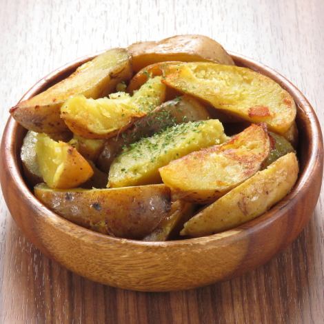 【こだわりの食材使用！】皮付きポテト