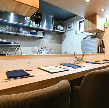 こだわりのしゃぶしゃぶと、島根から取り寄せた日本酒をご用意。