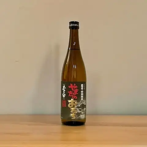 July 4th

We have only one table left today (counter seating only).

There are still seats available for tomorrow, Sunday the 5th.
We look forward to your reservation and visit!

Also, this summer we have received a variety of summer sake and limited-edition sake from various parts of Shimane Prefecture.

We have prepared these four brands for you this time.

・ Homare Iketsuki Junmai Sakonishiki
Li Bai's Yamata no Orochi
・ Nanakanba Junmai Daiginjo
Tsukiyama Innovation Apple

We will continue to receive a steady stream of seasonal and limited-edition sakes in the future.

We offer different brands of sake depending on the day's course and dishes, so it's a surprise which brand you'll encounter each day.

Please enjoy our midsummer course with local Shimane sake.

・Saturday, July 4th... 1 seat remaining (counter seating only)
・Sunday, July 5th... 3 spots remaining
・July 7th (Tue)... 3 groups remaining
・Wednesday, July 8th... 3 spots remaining
・Thursday, July 9th... 3 spots remaining
・July 10th (Fri)... 2 groups remaining
・July 11th (Sat)...1 spot remaining
・Sunday, July 12th... 3 spots remaining

[Shimane Local Sake: Summer and Limited Edition Sake Now Available | Kikuna Restaurant/Japanese Cuisine/Shabu-Shabu]
A hidden restaurant near Kikuna Station in Yokohama
Izumo Chisouen Shabu-shabu Noren
Reservations required/Limited to 3 groups per day.
Please make your reservation via the link in our profile.

#Japanese food
#Shimane local sake
#limited sake
#summer sake
#Reservation required