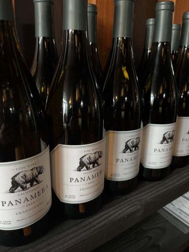 這是鐵板燒玉蓮。

我們提供黑毛和牛牛排時，主要使用大理石花紋稍弱的A4級和牛，以符合顧客當前的口味。和牛身上多餘的脂肪都經過仔細去除，只保留最美味的部分。

我們期待您的光臨。

鐵板燒玉浦
目黑區上目黑 1-26-1-317
中目黑阿特拉斯塔別館 3F
📞03-5724-3777
每週一休館（若週一為公眾假期，則順延至下週二）

#鐵板燒玉浦
#鐵板燒
#鐵板燒晚餐
#中目黑美食
#中目黑午餐
#中目黑晚餐
#teppanyaki
#teppanyakishow
#中目黑牛排