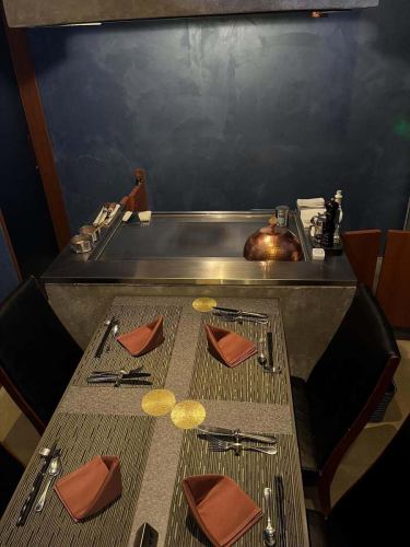 This is Teppanyaki Tamayura.

When we serve Kuroge Wagyu steaks, we mainly use A4 class Wagyu beef, which has a slightly weaker marbling, in accordance with the current tastes of our customers.All excess fat is carefully removed from Wagyu beef, and only the most delicious parts are served.

We look forward to your visit.

Teppanyaki Tamayura
1-26-1-317 Kamimeguro, Meguro-ku
Nakameguro Atlas Tower Annex 3F
📞03-5724-3777
Closed every Monday (if Monday is a public holiday, the following Tuesday)

#Teppanyaki Tamayura
#Teppanyaki
#TeppanyakiDinner
#Nakameguro Gourmet
#NakameguroLunch
#NakameguroDinner
#teppanyaki
#teppanyakishow
#Nakameguro Steak