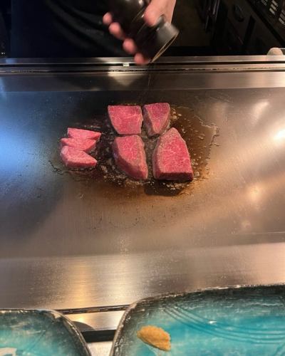This is Teppanyaki Tamayura.
If you're looking for a restaurant for a business dinner in Nakameguro, please consider Teppanyaki Tamayura.
At our restaurant, we strive to ensure our guests are completely satisfied with our food, service, and atmosphere.
Located just a 1-minute walk from Nakameguro Station, it boasts excellent accessibility!
Thank you very much for your cooperation.
Teppanyaki Tamayura
1-26-1-317 Kamimeguro, Meguro-ku
Nakameguro Atlas Tower Annex 3F
📞03-5724-3777
Closed every Monday (If Monday is a public holiday, closed the following Tuesday)
#Teppanyaki Tamayura
#NakameguroDinner
#NakameguroLunch
#NakameguroGourmet
#Teppanyaki