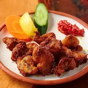 雞肉 Sekuwa（雞肉/雞尾）