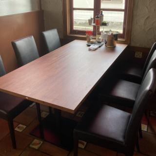 Table seating for 6 people x 3