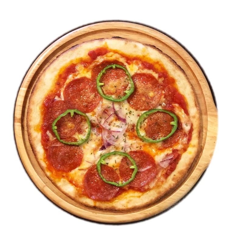로니 살라미의 매콤한 피자