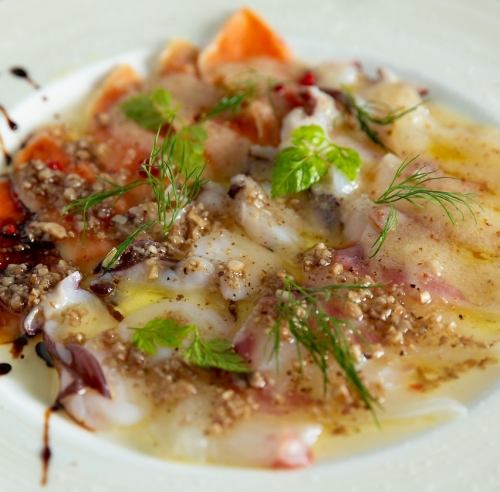 本日鮮魚のカルパッチョ～2種のソース～