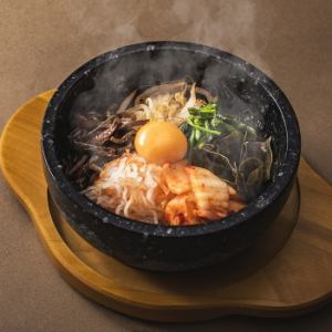 돌솥 비빔밥