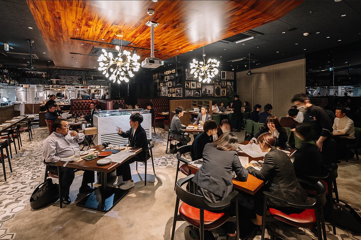 ラグジュアリーな空間で、上質なイタリアンが楽しめる”オステリアヴァレンティーナ”