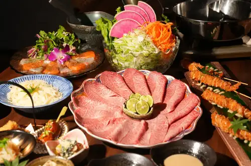 牛タン＆結旨豚食べ放題