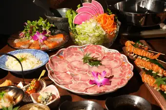 【限时优惠：牛舌涮涮锅套餐 ¥6,000 → ¥5,000（共7道菜）】