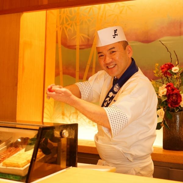 Ganko's sushi is carefully prepared one by one by our skilled chefs, and we always use fresh ingredients delivered directly from our carefully selected suppliers every morning.We also offer set meals, kaiseki meals, and courses, so please enjoy one that suits the occasion.
