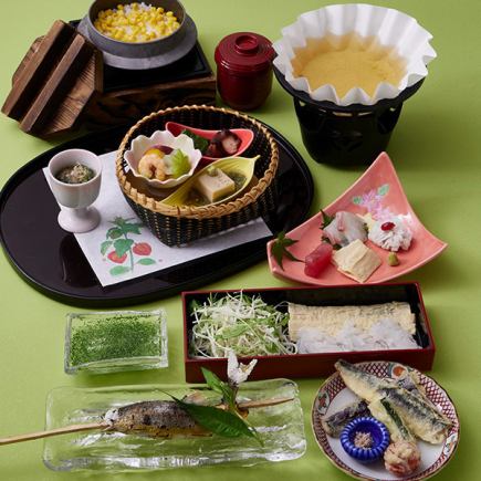【6月1日起】“夏季特别餐”时令鱼涮锅小锅 5,500日元(含税和服务费)