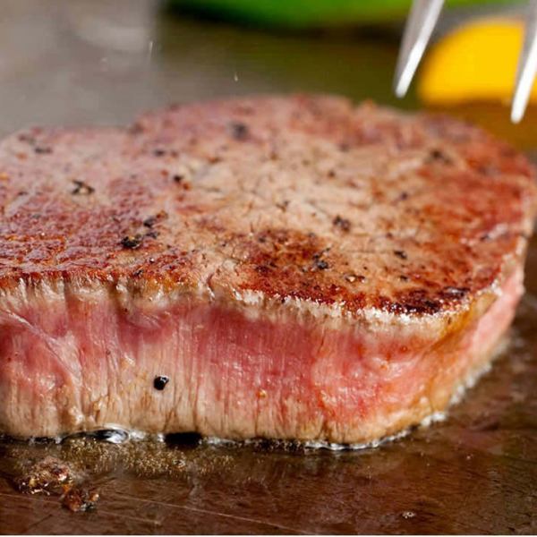 A5 Ishigaki beef sirloin steak