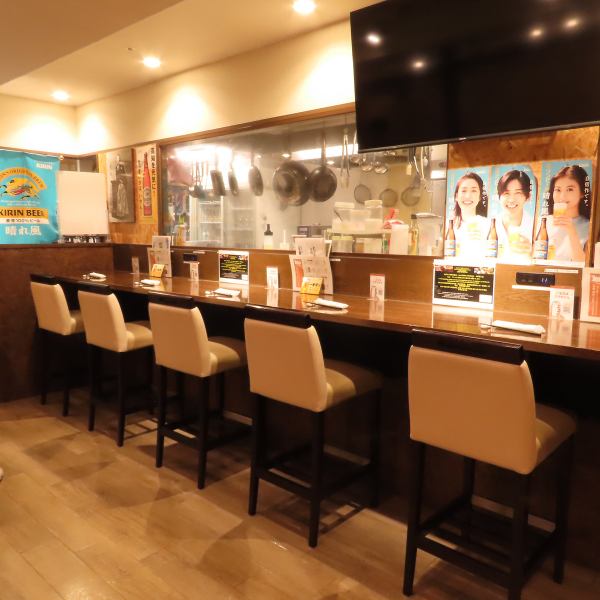 カウンターを新たにご用意!!ライブキッチンのような迫力も♪