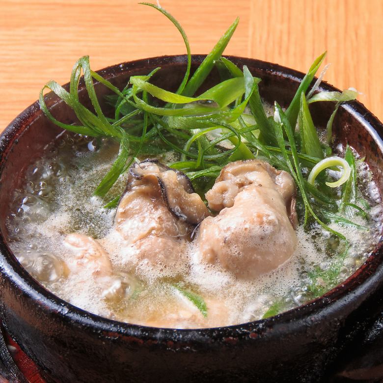 Oyster and green onion ajillo