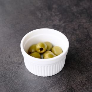 Appetizer green olive