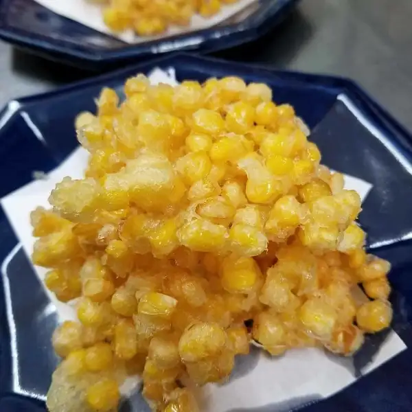 とうもろこしのかき揚げ