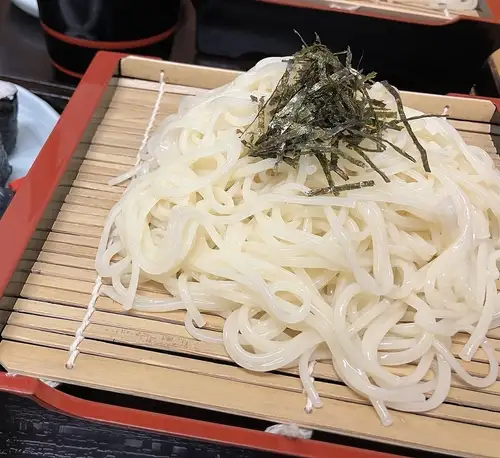 半田そうめん