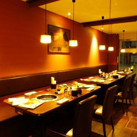 24名様迄OKテーブル席あり★土日祝11:30～★学生限定コースあり