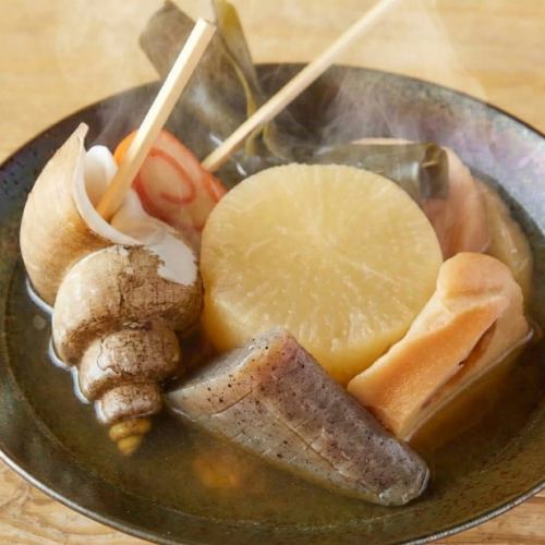 【澄みだし香る"金沢おでん6種盛り】源助大根・赤巻・バイ貝・車麩・こんにゃく・玉子。地酒との相性抜群！