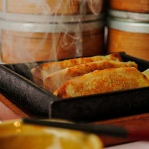 鶏皮餃子