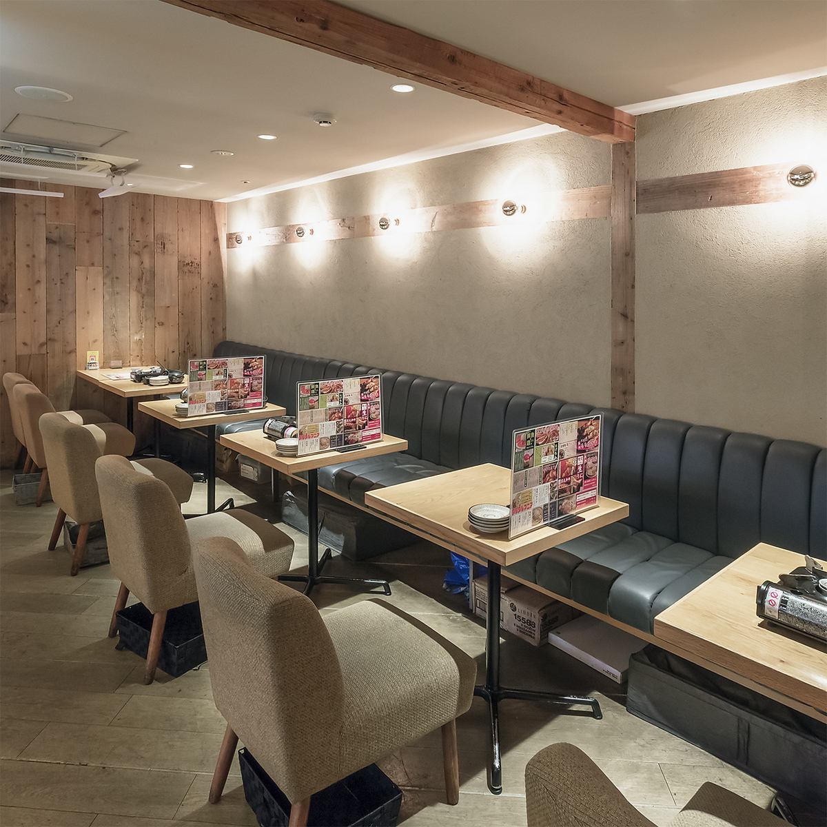 Please spend your time relaxing in a stylish atmosphere.