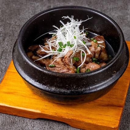 Beef tendon stewed in soy sauce
