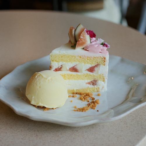 季節のフルーツのショートケーキ