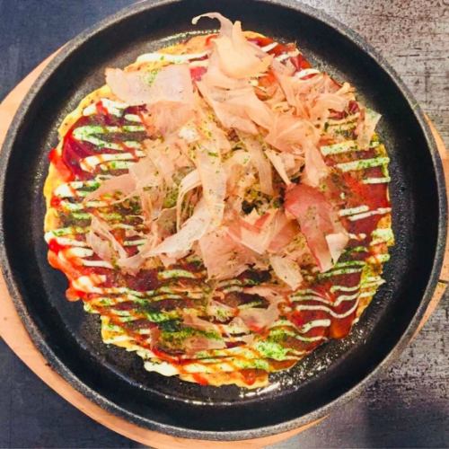 [Fuwafuwa okonomiyaki] 8 kinds of pork, shrimp, etc. 930 JPY (incl. tax) and up