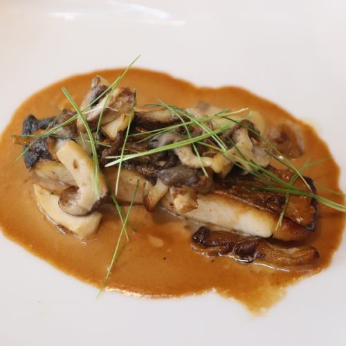 こだわりの日替わりメイン　（肉・魚）