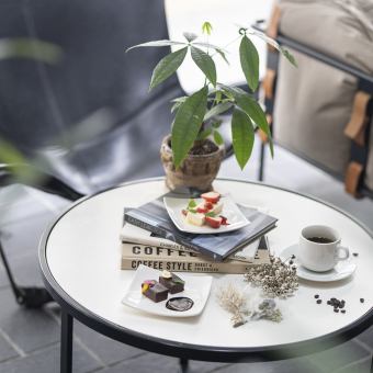 선택할 수 있는 세트 메뉴 700엔~