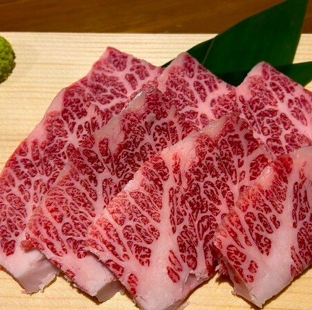 山形牛霜降りカルビ