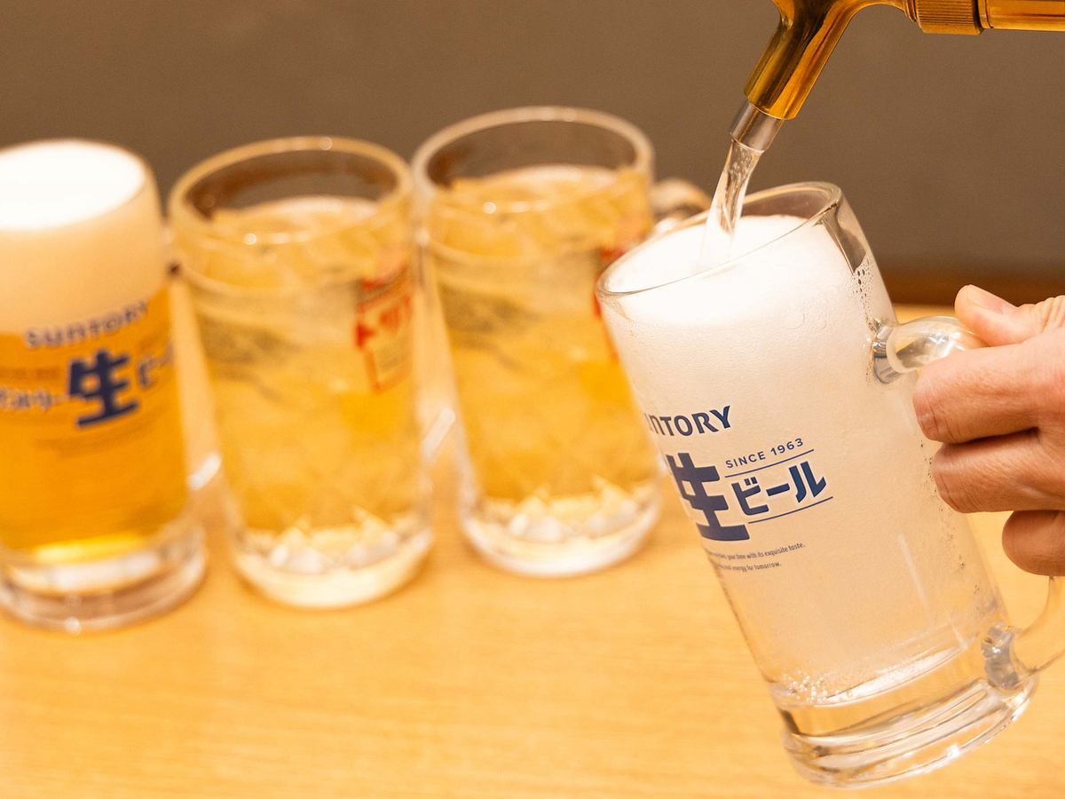 名物!レモンサワーで乾杯♪レモンサワー飲み放題60分550円(税込)