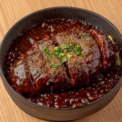 名古屋コーチン　むねの鉄板味噌カツ