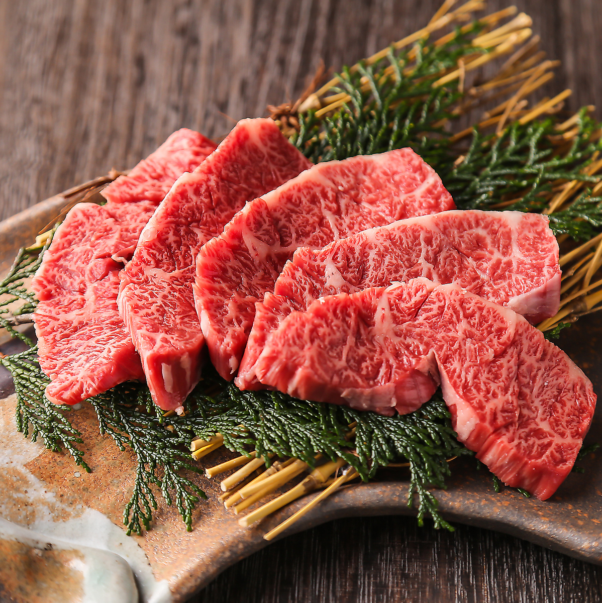 ゆったりくつろぎながら焼肉を楽しんで下さい。