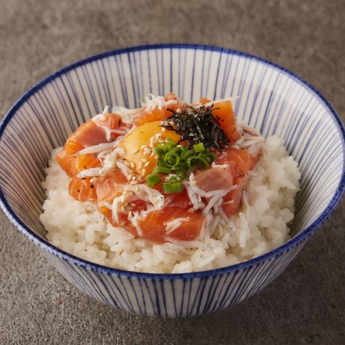 Salted salmon and whitebait yukke rice bowl