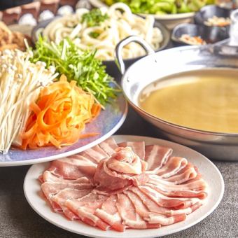 【顾客答谢优惠】仅限周日～周四！超值套餐（含生啤）！9道菜品+2小时无限畅饮，仅需3800日元