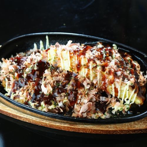 Hot iron plate okonomiyaki