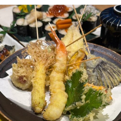 串天各種（串に刺した天ぷら）