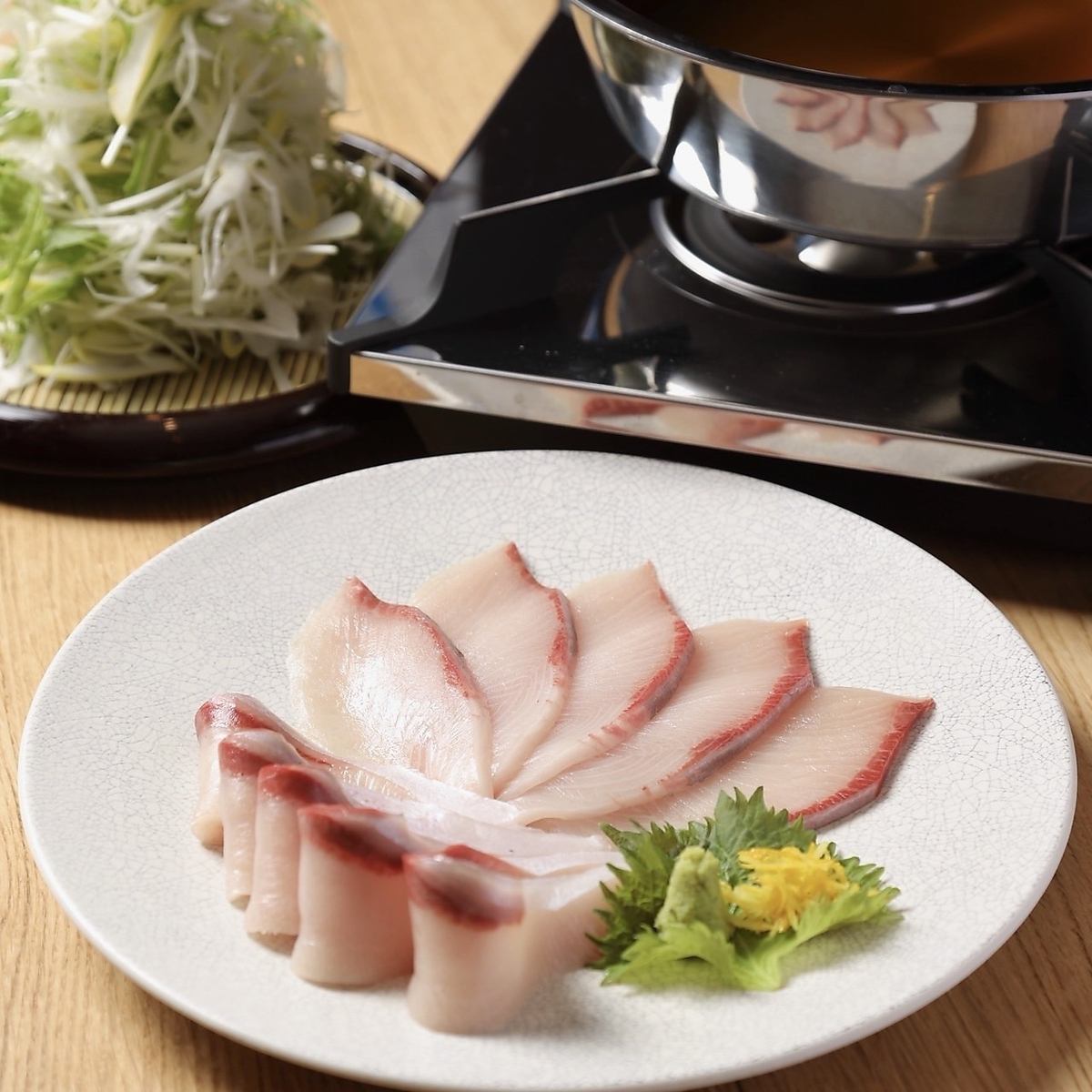 鮮度抜群の”宇和島ぶり”で味わう 絶品ぶりしゃぶをご堪能下さい!