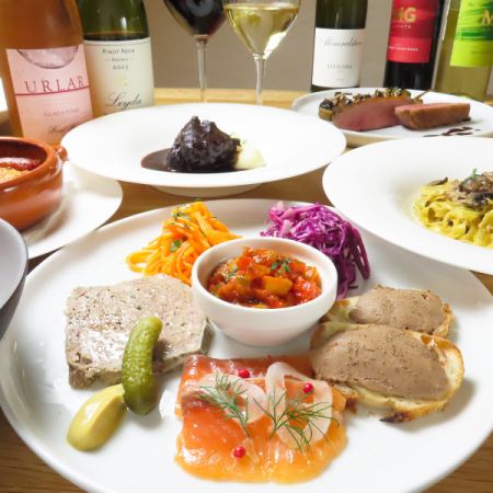 自家製生パスタと国産牛ほほ肉の煮込みが絶品！アットホームな雰囲気でごゆっくり