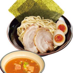 Delicious★ Tsukemen is also very popular!