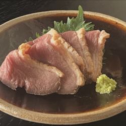 本鴨のたたき(木桶仕込み醤油添え)