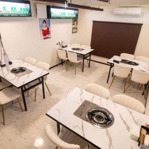スタイリッシュな雰囲気の店内で思い出に残るひと時を…