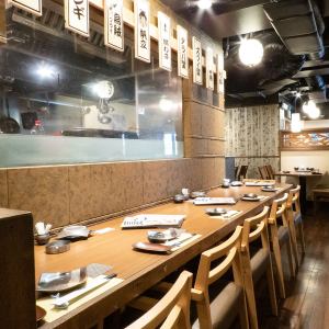 [Counter seat] 1 person ~ We can guide you ◎ Please feel free to come to the store at the end of work.It is also a popular seat for two people.You can enjoy your meal side by side for a date or a meal.