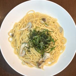 キノコと大葉の和風パスタ